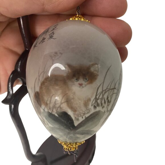 Chinese painted glass egg redwood stand cat butterfly reverse paint 7.5" - Picture 8 of 16